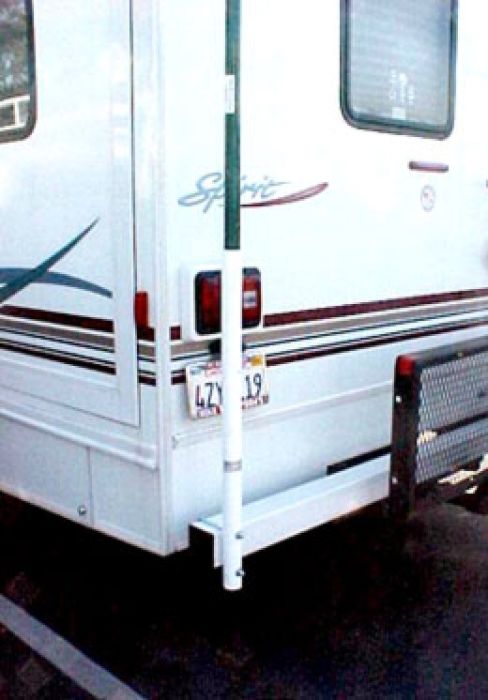 Bumper Mount For 16 ft. Flagpole (White)