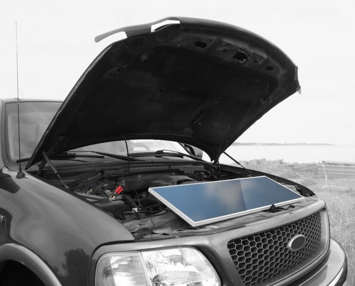 Go Power!™ 15 Watt Thin-Film SolarTrickle Charger